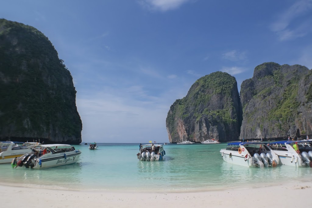 Dua Sisi Keindahan Phi-Phi Island dan Maya Bay